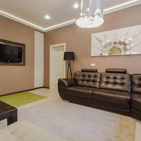 Swedish Apartment At Romanovskaia 22 Minsk Buitenkant foto